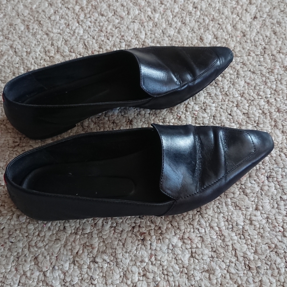 Aeyde Martha Leather Point-toe Loafers In Black size 7.5